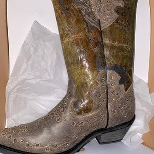 Women’s real leather cowboy boots